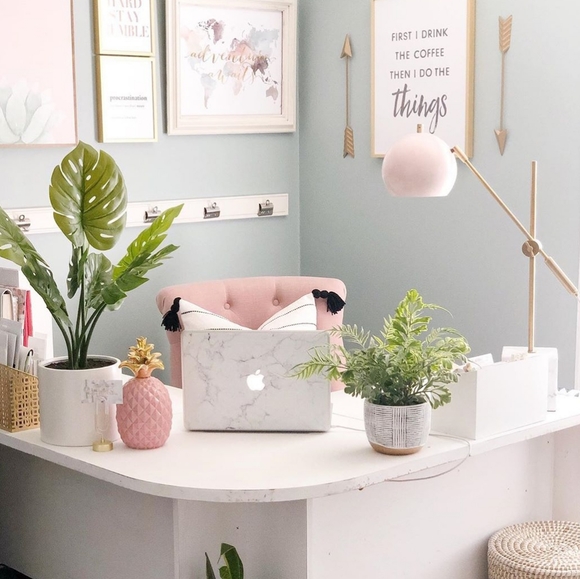 Bookmark My Closet:) - Picture 2 of 3